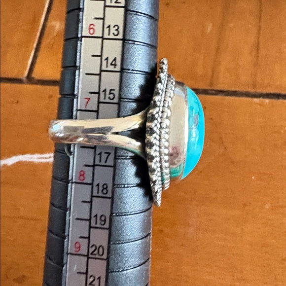 Bold Oval 8.50 carat Natural Cabochon Turquoise Ring Size 7 Sterling Silver - Picture 6 of 14
